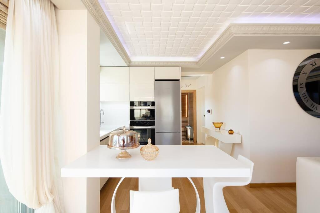 Ni President Suite, Demani President Appartement *
